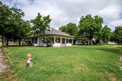 301 Madison Street, Cleburne, TX 76033 - Photo 6