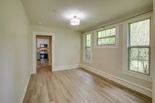 301 Madison St, Cleburne, TX 76033 - Photo 12