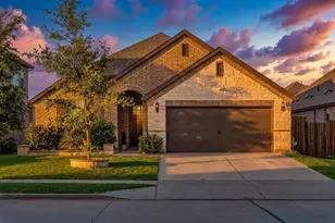 453 LeTara Vista Dr, Haslet, TX 76052 - Photo 1