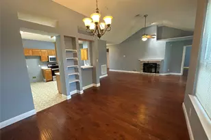 2336 Timber Creek Dr, Glenn Heights, TX 75154 - Photo 4