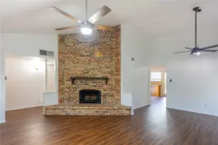 2804 Oxford Ln, Flower Mound, TX 75028 - Photo 6