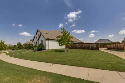 12464 Lost Valley Drive, Frisco, TX 75035 - Photo 2