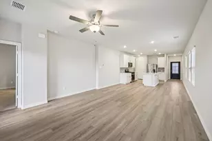 300 Winchester Ln, Sherman, TX 75092 - Photo 8