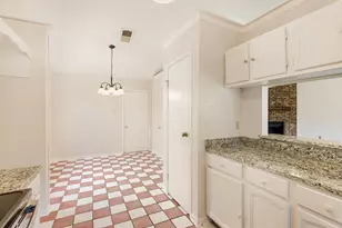 314 Sandlewood Ln, Euless, TX 76039 - Photo 12