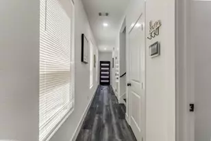 2214 Dyson St, Dallas, TX 75215 - Photo 2
