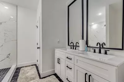 2214 Dyson Street, Dallas, TX 75215 - Photo 8