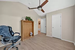 2103 Meadowview Dr, Corinth, TX 76210 - Photo 24