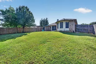 2103 Meadowview Dr, Corinth, TX 76210 - Photo 32