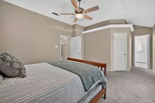 2103 Meadowview Dr, Corinth, TX 76210 - Photo 18