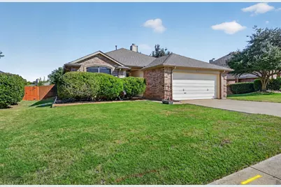2103 Meadowview Drive, Corinth, TX 76210 - Photo 2