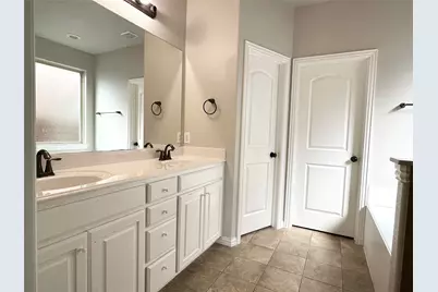 10517 Matador Drive, McKinney, TX 75072 - Photo 12