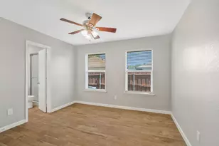 306 Crowe Dr, Euless, TX 76040 - Photo 20