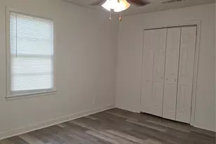 432 Lorna St, Burleson, TX 76028 - Photo 10