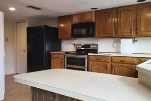 3020 Rockett Dr, Carrollton, TX 75007 - Photo 6