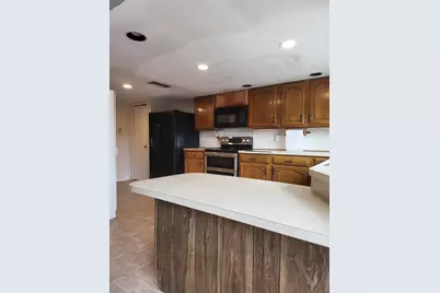 3020 Rockett Drive, Carrollton, TX 75007 - Photo 6