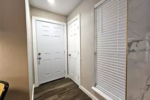 5821 Marvin Loving Dr, Garland, TX 75043 - Photo 4