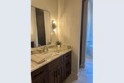 1136 Queen Elizabeth Drive, Waco, TX 76657 - Photo 12