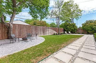 6347 Sudbury Dr, Dallas, TX 75214 - Photo 20