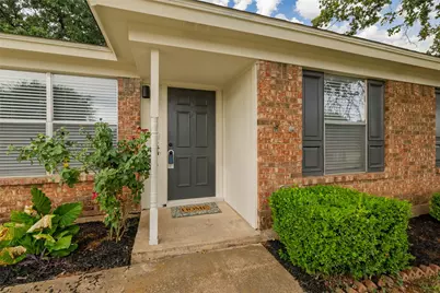 6410 Springfield Drive, Arlington, TX 76016 - Photo 4