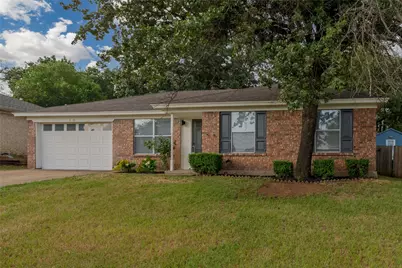 6410 Springfield Drive, Arlington, TX 76016 - Photo 2