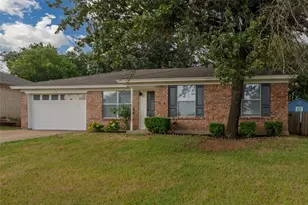 6410 Springfield Dr, Arlington, TX 76016 - Photo 2