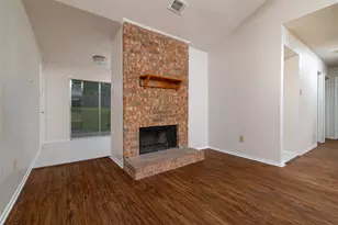 6410 Springfield Dr, Arlington, TX 76016 - Photo 8