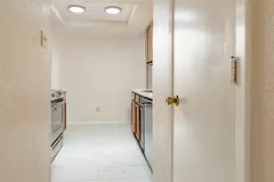 6410 Springfield Dr, Arlington, TX 76016 - Photo 22