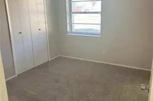 3810 Calgary Ct E, Irving, TX 75062 - Photo 4