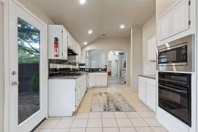 6800 Forest Hills Drive, Plano, TX 75023 - Photo 6