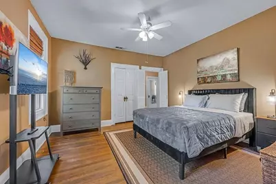 4301 Vandelia Street, Dallas, TX 75219 - Photo 12