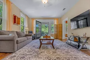 4301 Vandelia St, Dallas, TX 75219 - Photo 2
