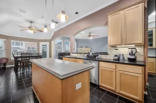 701 Boone Trail, Mansfield, TX 76063 - Photo 8