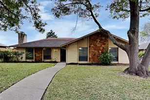 427 Newcastle Dr, DeSoto, TX 75115 - Photo 1