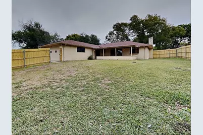 427 Newcastle Drive, DeSoto, TX 75115 - Photo 6
