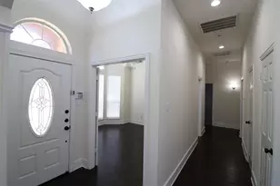 4041 Brazos Dr, Carrollton, TX 75007 - Photo 4