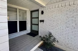 7412 Walling Ln, Dallas, TX 75231 - Photo 2