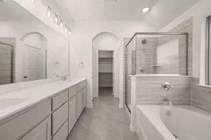 2012 Caicos Rd, Granbury, TX 76049 - Photo 4