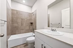 180 Teton St, Greenville, TX 75402 - Photo 6