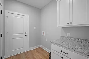 711 A D Mosley St, Ferris, TX 75125 - Photo 24