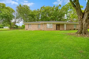 5880 Pine Mill Rd, Reno, TX 75462 - Photo 1