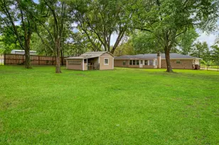 5880 Pine Mill Rd, Reno, TX 75462 - Photo 20