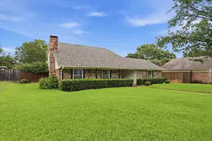 1909 Blake Dr, Richardson, TX 75081 - Photo 2