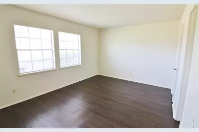 405 Pogue Street, Cedar Hill, TX 75104 - Photo 6