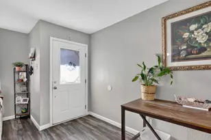 3110 Edelweiss Dr, Grand Prairie, TX 75052 - Photo 2
