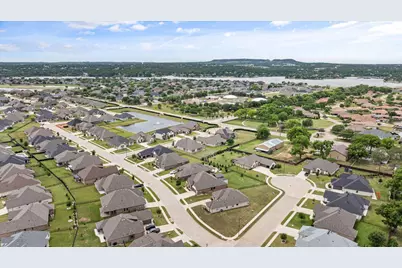 1089 Mickelson Drive, Granbury, TX 76048 - Photo 38