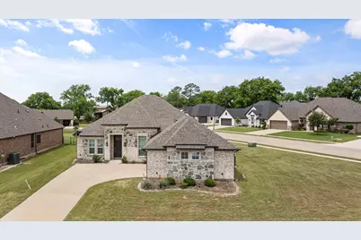 1089 Mickelson Drive, Granbury, TX 76048 - Photo 4