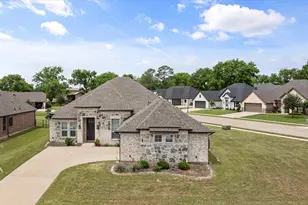 1089 Mickelson Dr, Granbury, TX 76048 - Photo 4