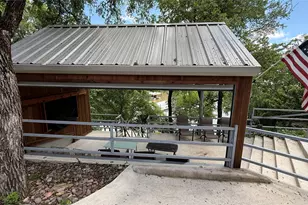 407 S Lakewood Cir, Lake Bridgeport, TX 76426 - Photo 8