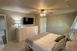 407 S Lakewood Cir, Lake Bridgeport, TX 76426 - Photo 18