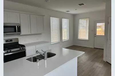 2517 Maplehurst Drive, Fort Worth, TX 76179 - Photo 8